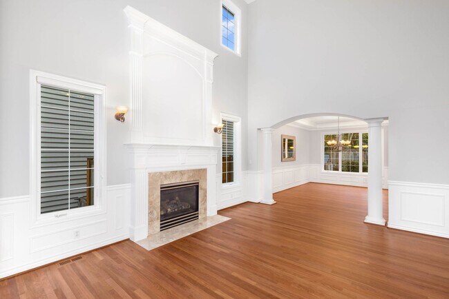 Building Photo - Stunning Sammamish Home, this home is a lifestyle!!