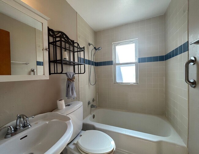 Building Photo - 1268 Nectar Dr