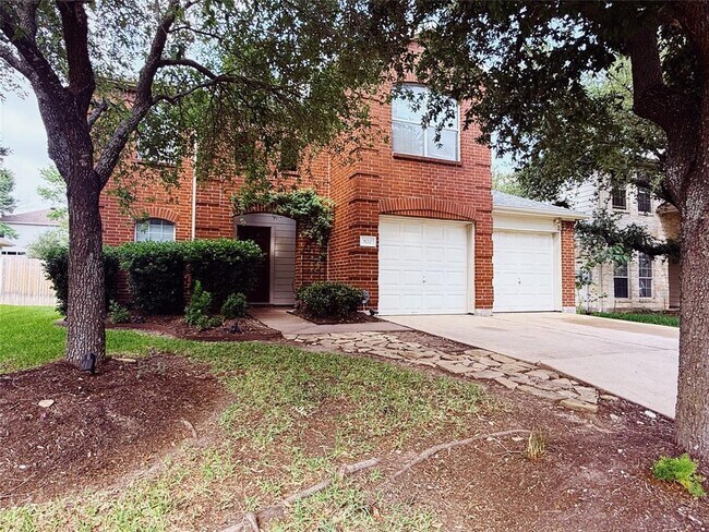 Building Photo - 820 Rusk Rd
