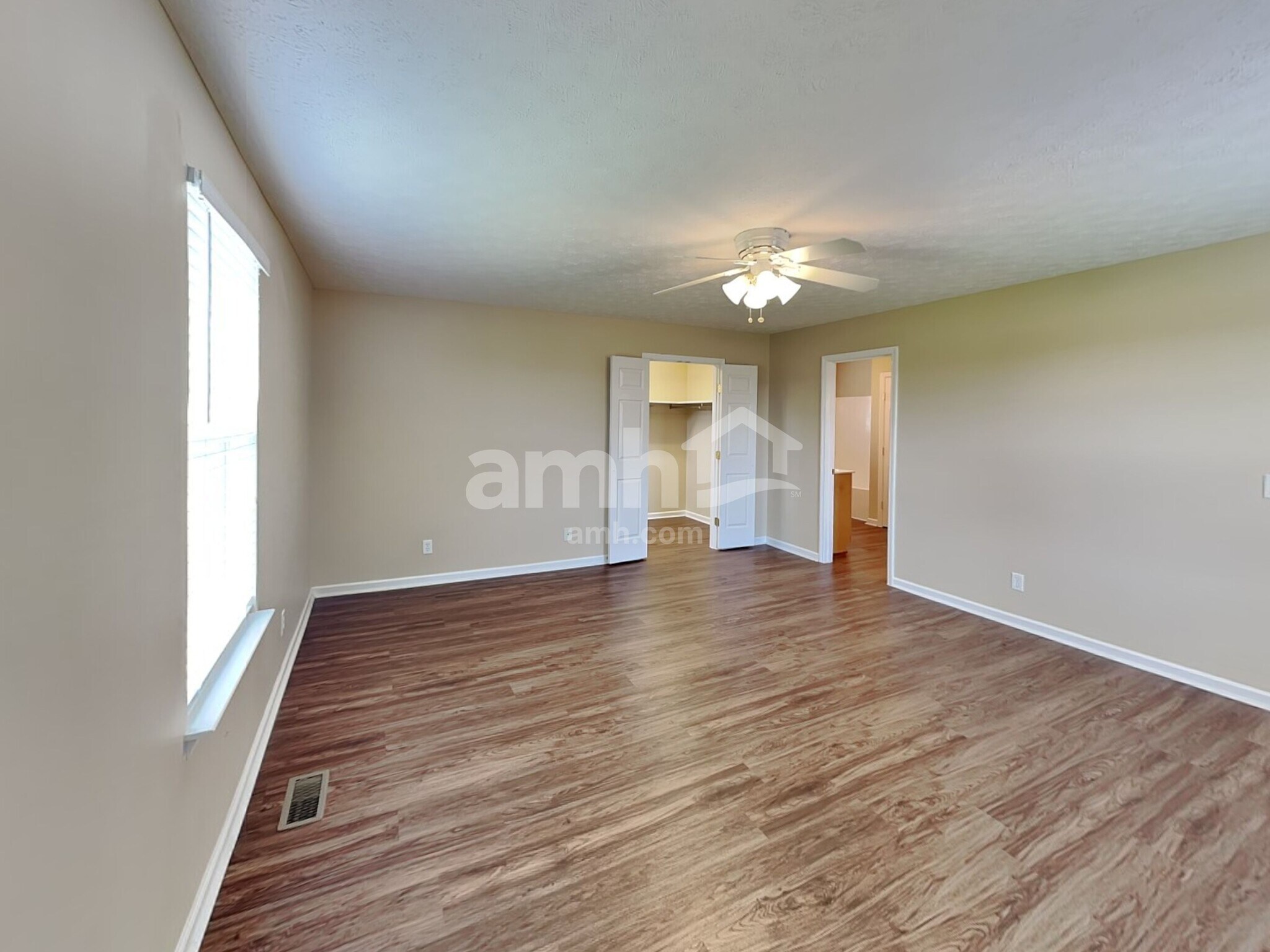 Building Photo - 308 Bluefield Ln
