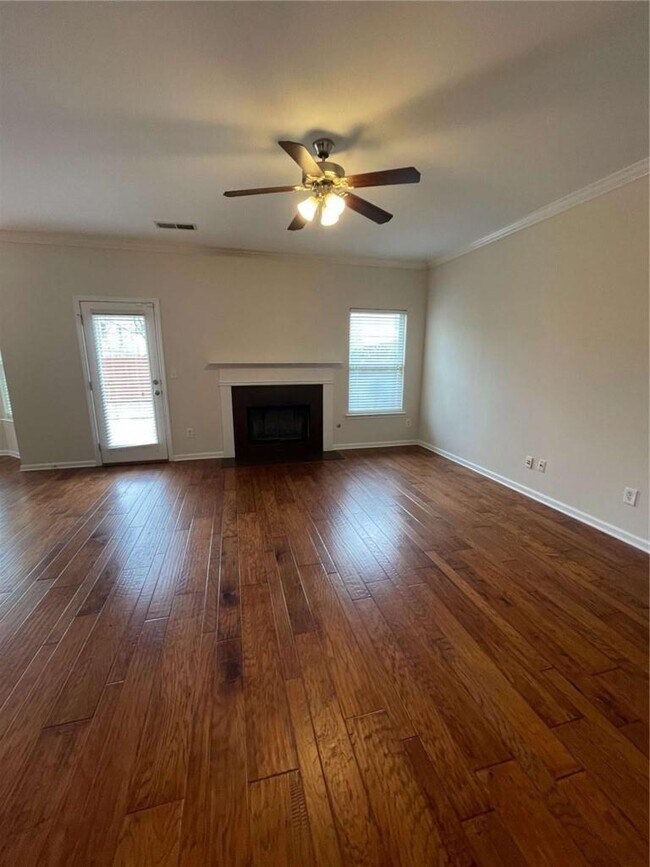 Building Photo - 4205 Pointe Vecchio Cir