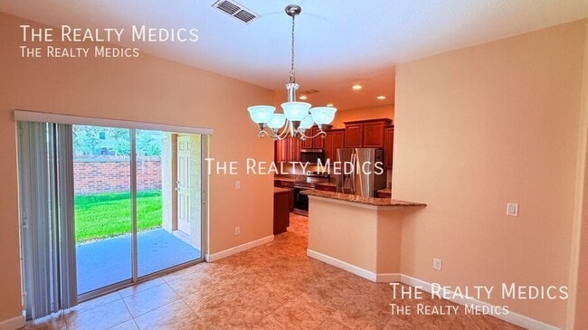 Building Photo - 2832 Adelaide Ct