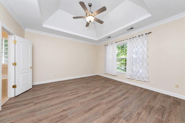 Building Photo - 5169 Queen Bishop Ln
