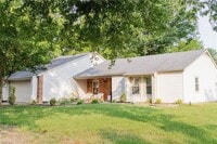 Building Photo - 1545 Lakeport Ct