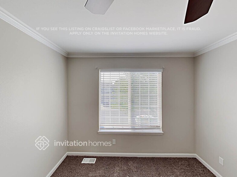 Building Photo - 3770 S Jebel Way