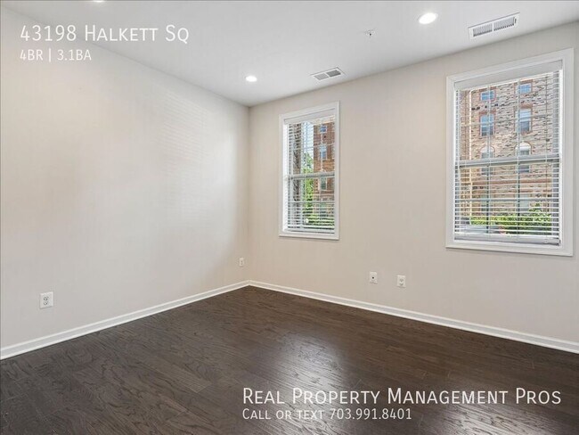 Building Photo - 43198 Halkett Sq