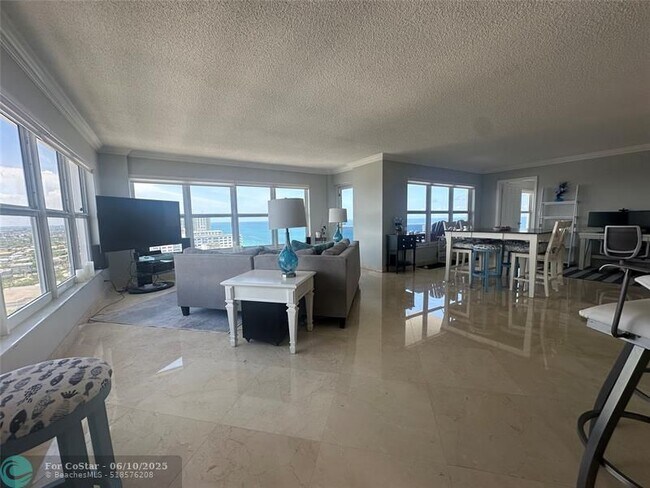 Building Photo - 3500 Galt Ocean Dr