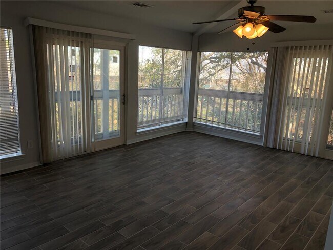 Building Photo - April Villas Triplex