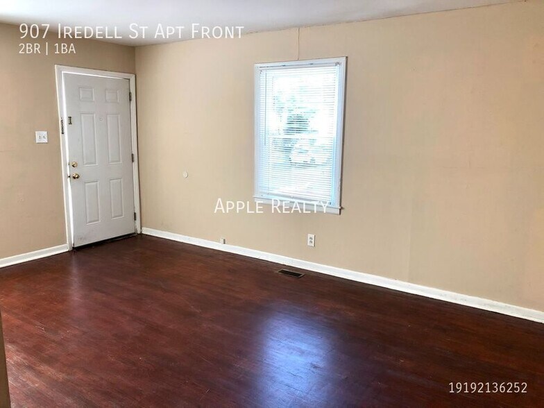 Building Photo - 907 Iredell St