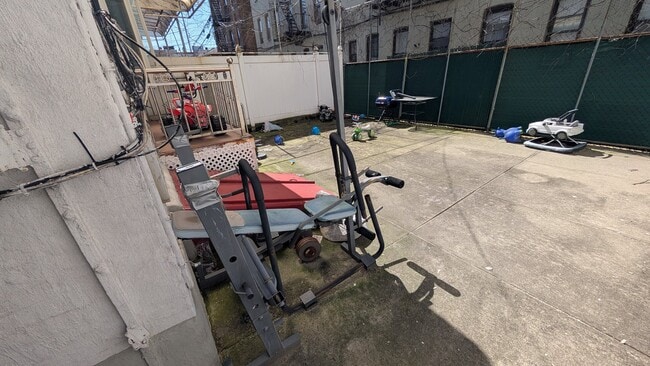 Building Photo - 2214 63rd St