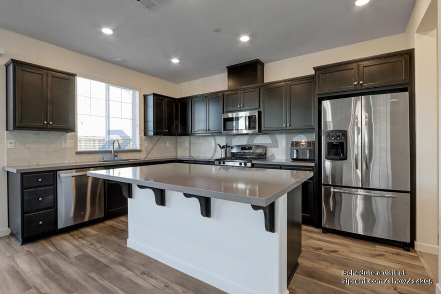 Building Photo - 1300 Renewal Ln