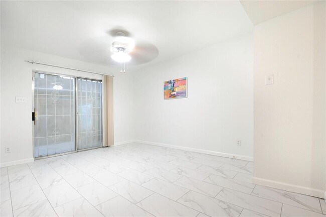 Building Photo - 4164 Belle Park Dr