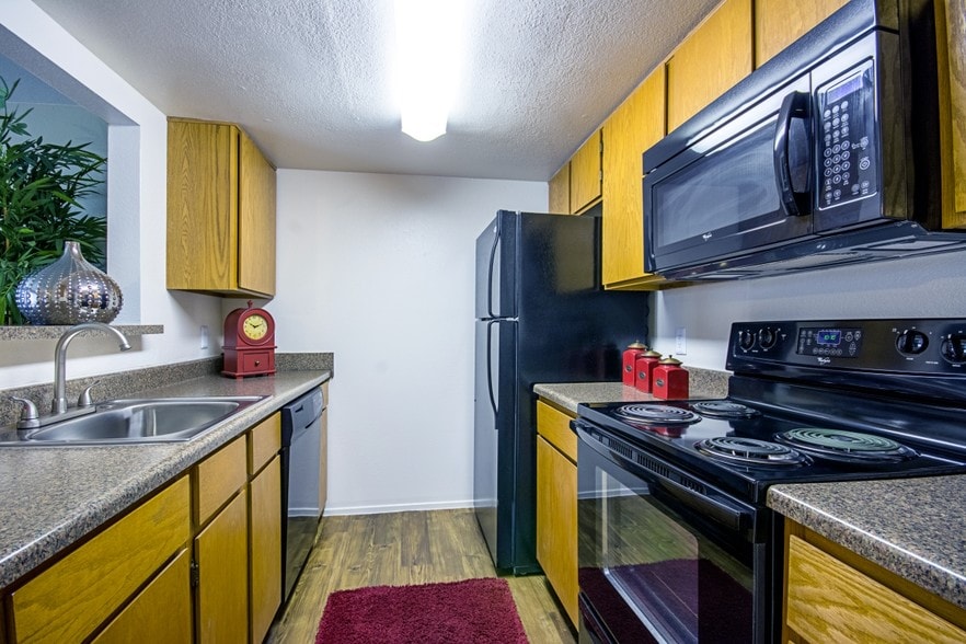 Countryside Village Apartments 9516 S Shields Blvd Moore OK 73160