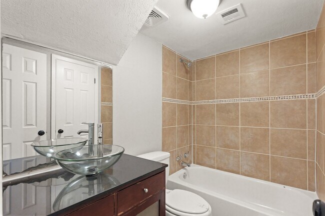 Building Photo - 12322 Wild Pine Dr