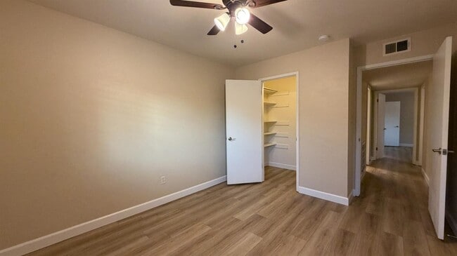 Building Photo - 1780 W Santa Ana Ave