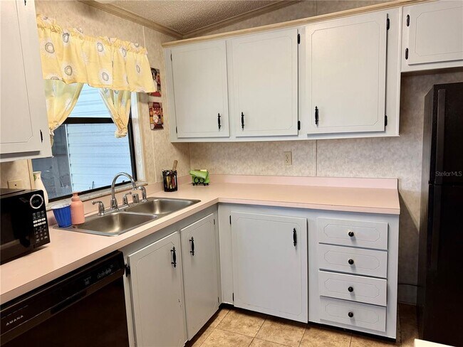 Building Photo - 4637 Belle Grove