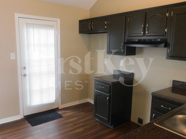 Building Photo - 2695 Laurelcrest Cove