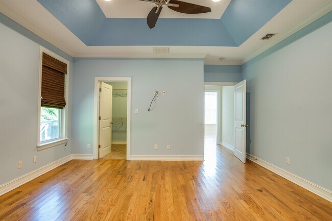 Building Photo - 2566 Halleck Ln