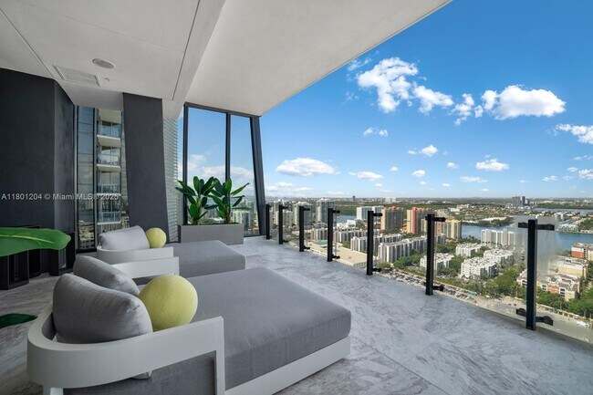 Building Photo - 17141 Collins Ave