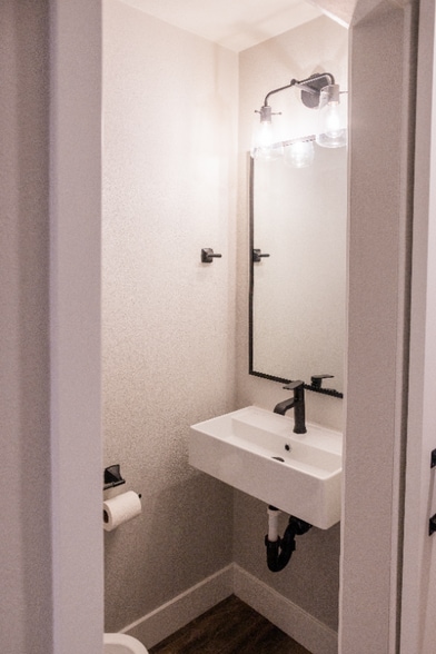 Building Photo - 9704 NE 124th St