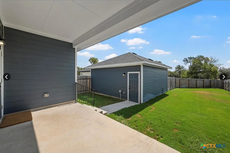 Building Photo - 209 Villars Dr