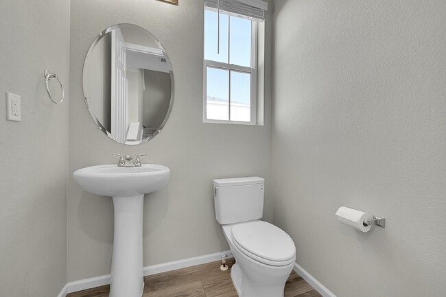 Building Photo - $2,550.00 - 3 Beds,2.5 Baths, Single Famil...