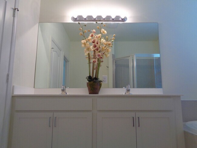 Building Photo - Vero Beach Rentals. Vero Beach Rent, LLC and Property Management Company