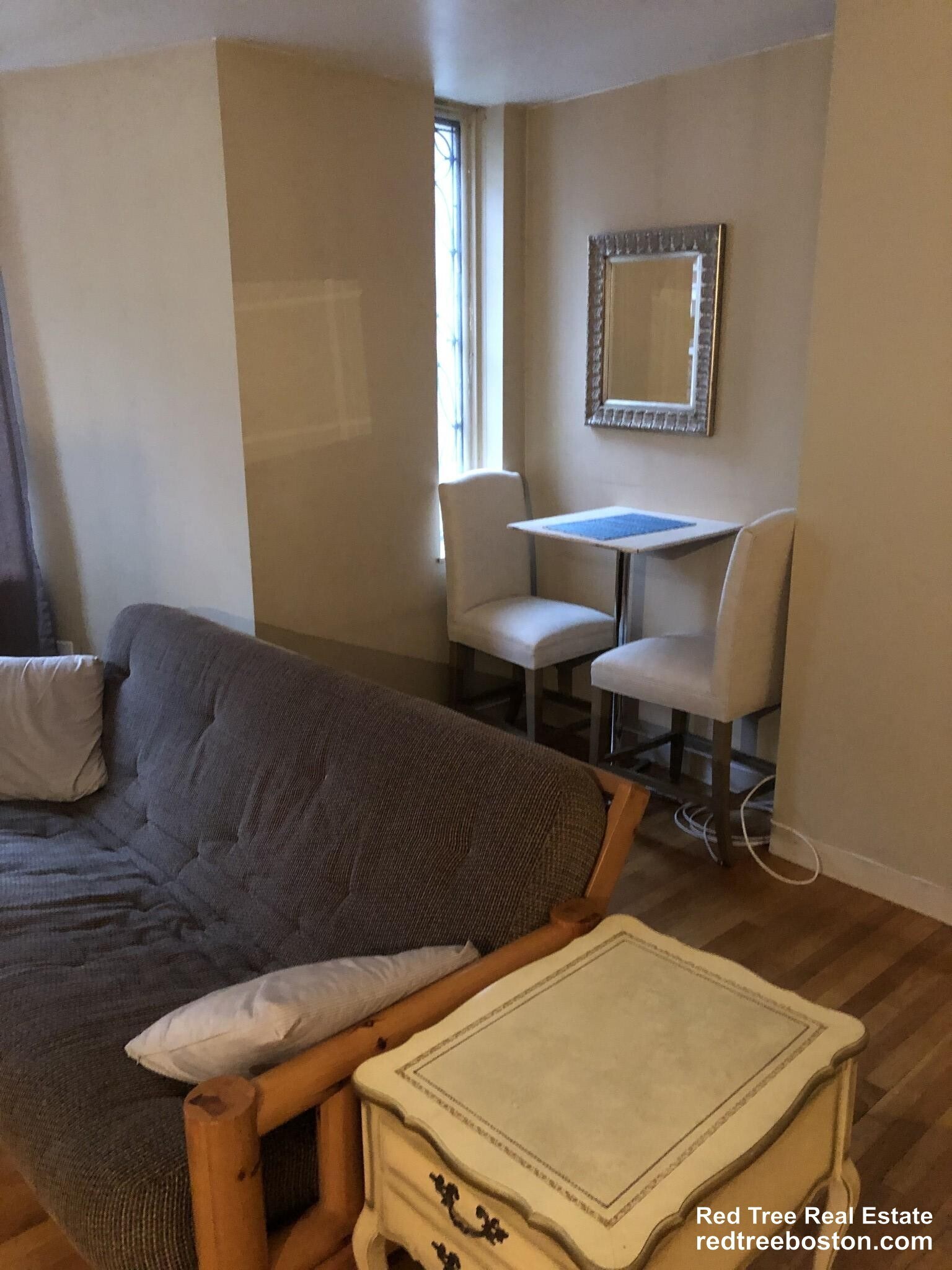 Building Photo - 103 Gainsborough St