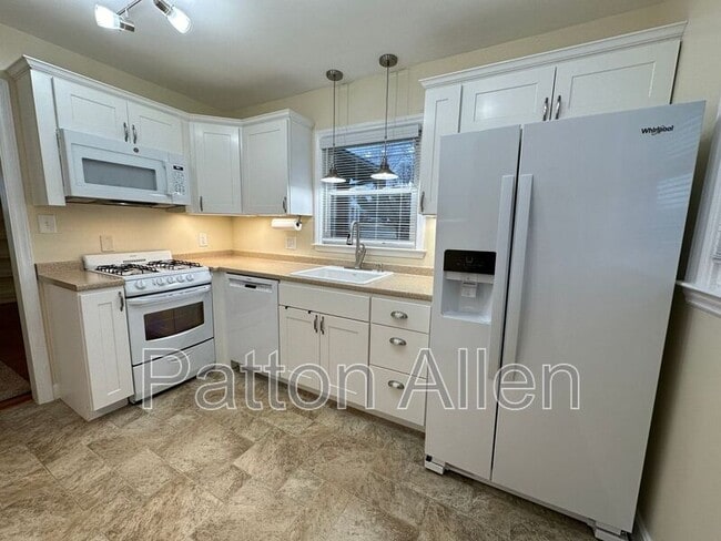 Building Photo - 35 Olivette Rd