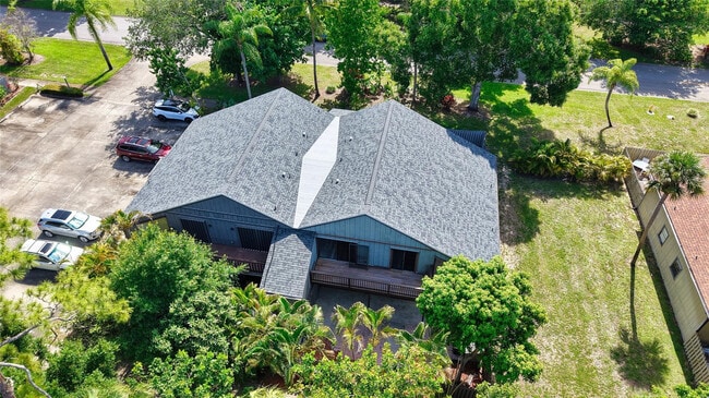 Building Photo - 1544 39th Ave