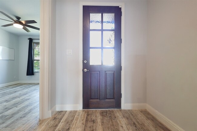 Building Photo - 317 Monument Hill Dr