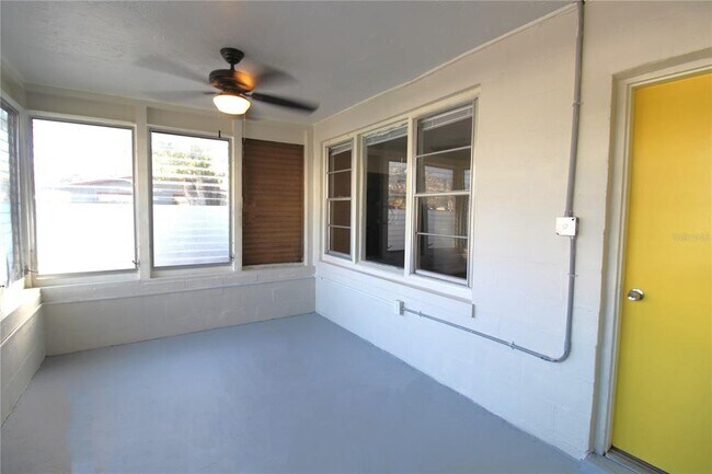 Building Photo - 2066 7th St