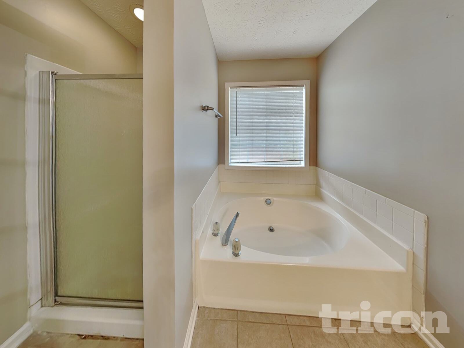 Building Photo - 235 Red Maple Dr