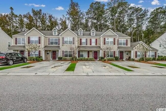 Building Photo - 1104 Harvester Cir