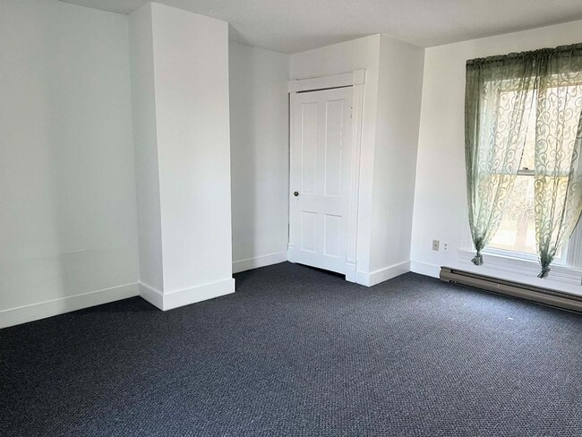 Building Photo - 19385 Main St