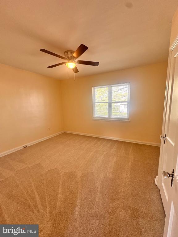 Building Photo - 3433 Clay St NE