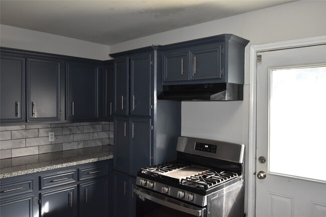 Building Photo - 206 Arnett Ln