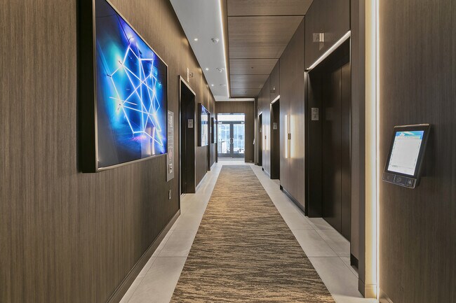 Building Photo - Nexus Condominium - 1 bedroom + den