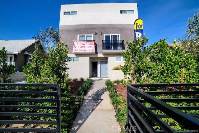 Building Photo - 4559 Pickford St