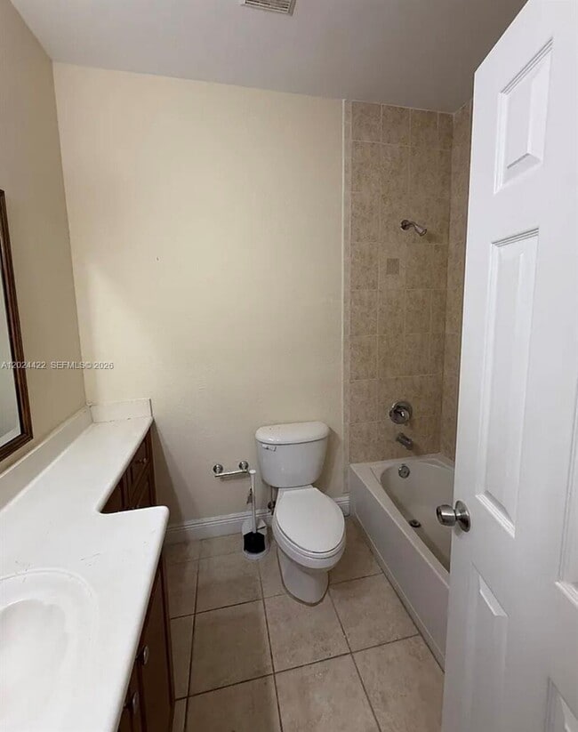 Building Photo - 6542 Hidden Cove Dr