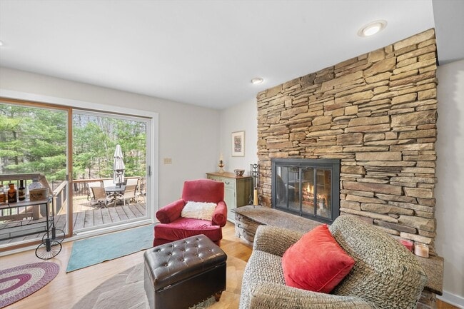 Building Photo - 2854 Parkridge Dr