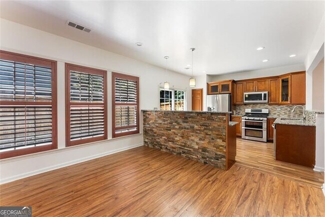 Building Photo - 2901 Timbercreek Cir