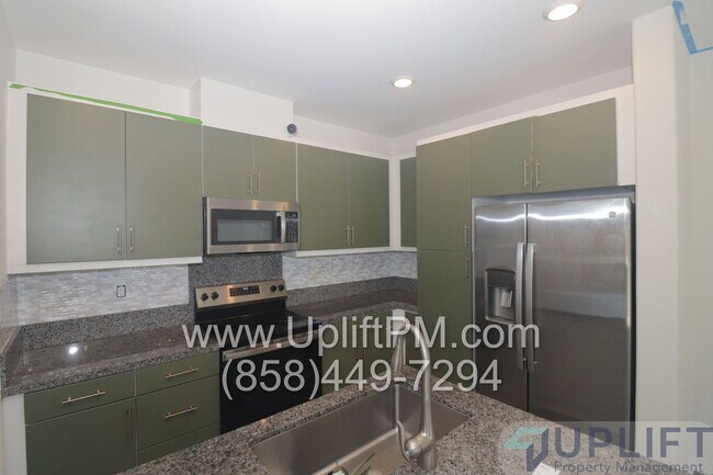 Building Photo - 36351 Elizabeth Ln
