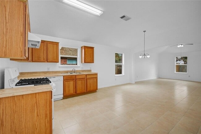 Building Photo - 4522 Cannongate Dr