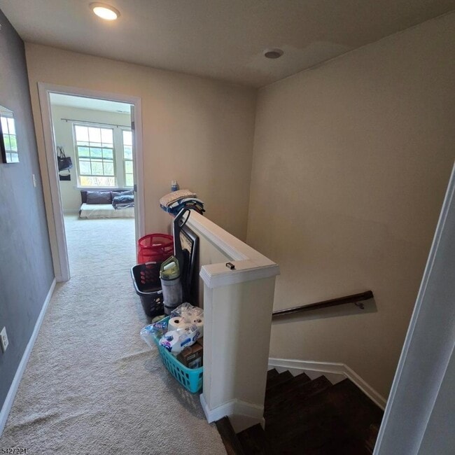 Building Photo - 76 Albert Ct