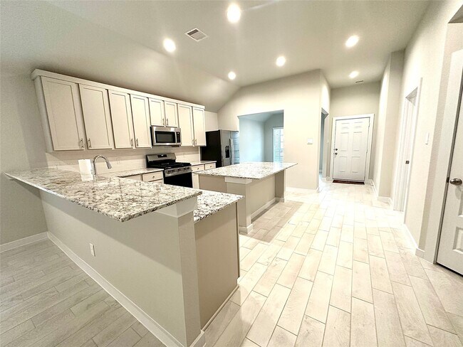 Building Photo - 15718 Telge Rdg Ln