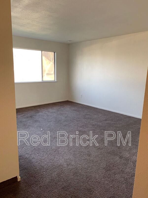 Building Photo - 3326 Carson Ct