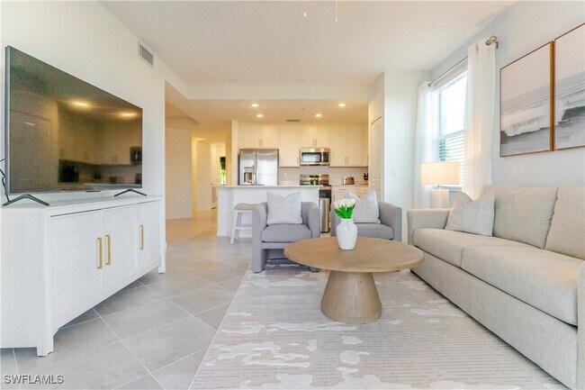 Building Photo - 15345 Grn Acrs Ave