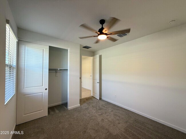 Building Photo - 4164 W Yolanda Ln