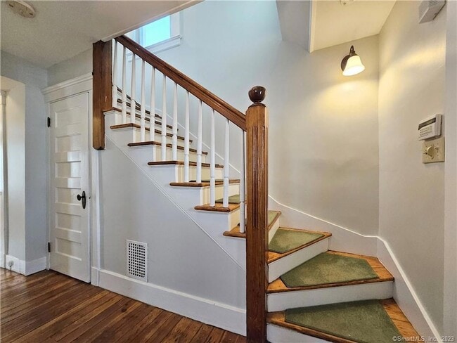 Building Photo - 34 Woodland St